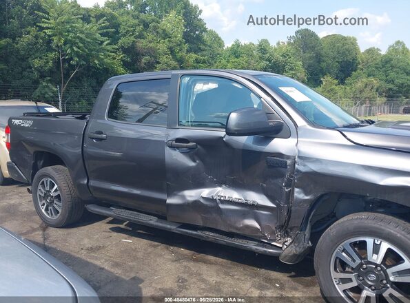 5TFDY5F17LX907119 2020 TOYOTA TUNDRA Gray Widok wnętrza z tyłu