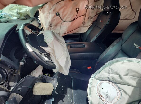 5TFDY5F18KX837984 2019 TOYOTA TUNDRA White Front interior view
