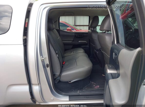 5TFDZ5BN2GX002959 2016 TOYOTA TACOMA Silver Vista de la etiqueta del VIN