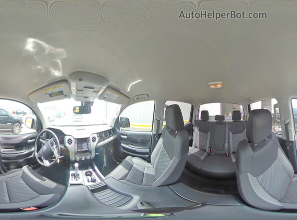 5TFEM5F10KX134749 2019 TOYOTA TUNDRA Silver Widok naklejki z numerem VIN