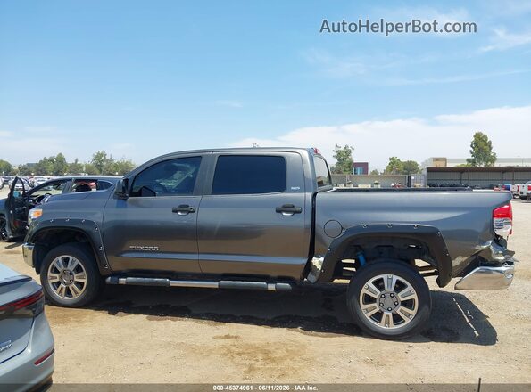 5TFEM5F11HX113305 2017 TOYOTA TUNDRA Gray 