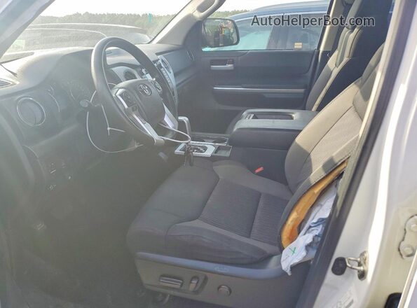 5TFEW5F17HX221230 2017 TOYOTA TUNDRA White Вид салону спереду
