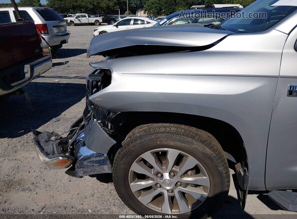 5TFFW5F11HX213919 2017 TOYOTA TUNDRA Silver 