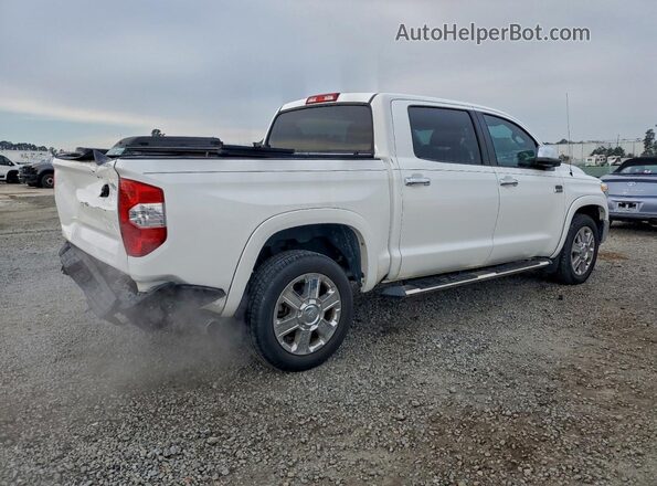 5TFGY5F17JX230809 2018 TOYOTA TUNDRA White 