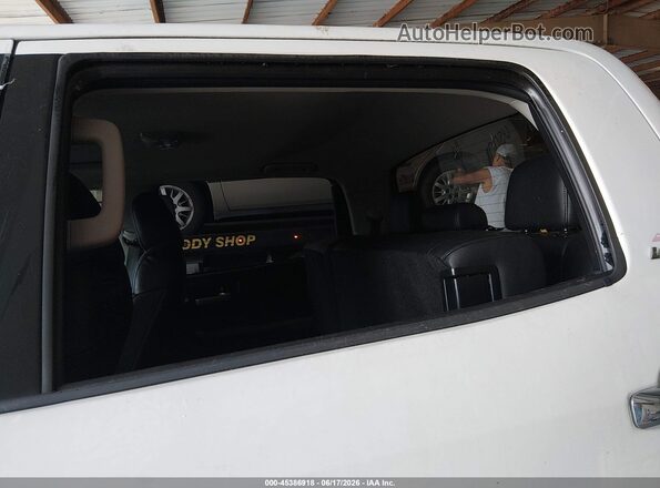 5TFHW5F12JX750331 2018 TOYOTA TUNDRA White Դիմացի տեսք