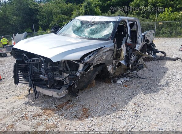 5TFJA5DB3NX039433 2022 TOYOTA TUNDRA Silver Przód lewy