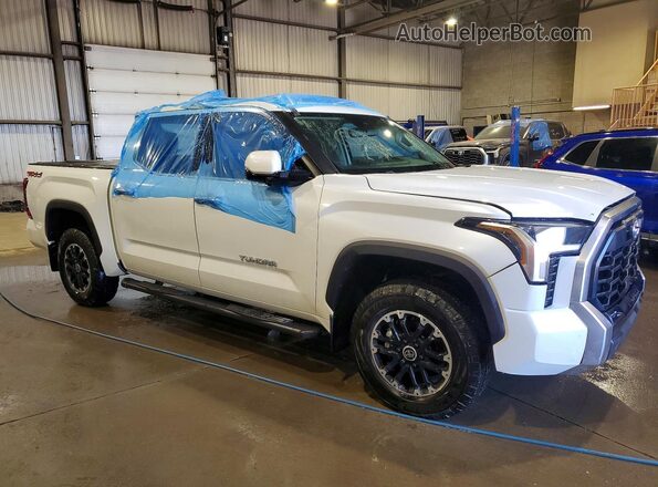 5TFJA5DB7RX160987 2024 TOYOTA TUNDRA White Front right