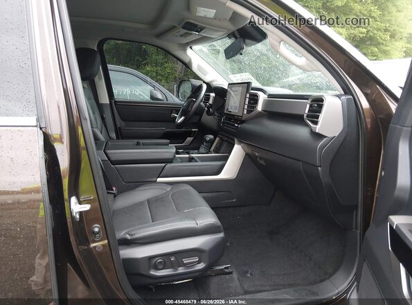 5TFJA5EC9NX003494 2022 TOYOTA TUNDRA Brown Widok wnętrza z przodu