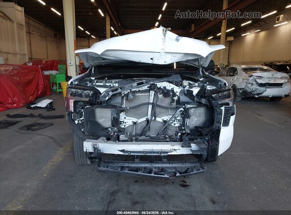 5TFKB5AA0TX054370 2026 TOYOTA TUNDRA White Widok z przodu