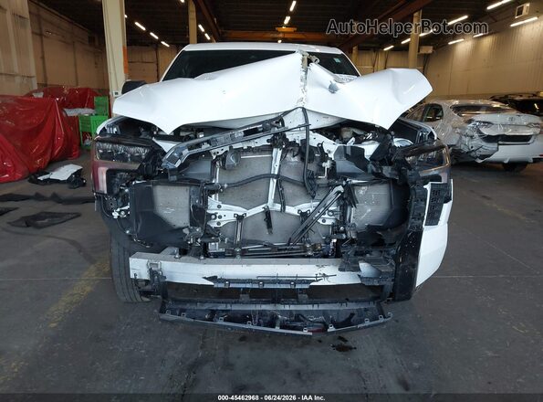 5TFKB5AA0TX054370 2026 TOYOTA TUNDRA White Widok wnętrza z tyłu