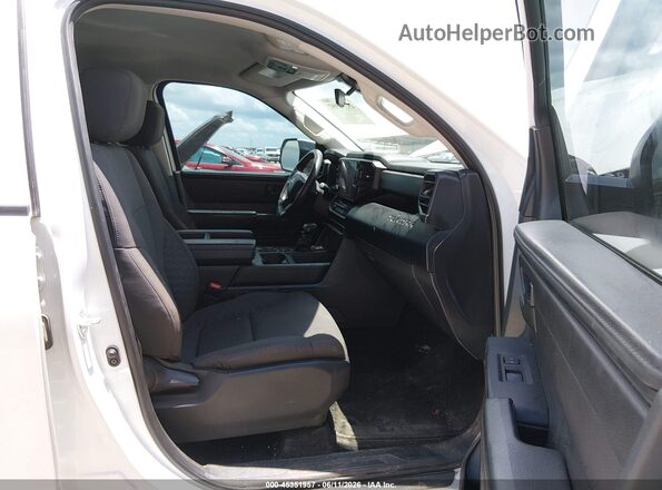 5TFKB5AB4RX034088 2024 TOYOTA TUNDRA White წინა სალონის ხედი