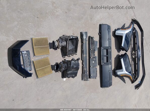 5TFKB5AB4RX034088 2024 TOYOTA TUNDRA White ხელსაწყოთა პანელის ხედი