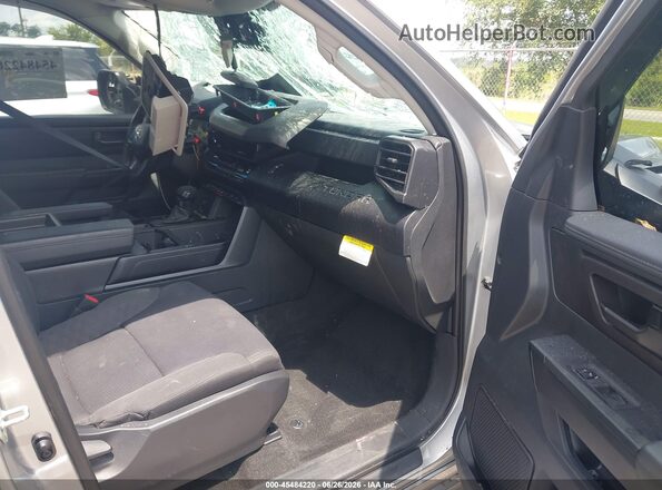 5TFKB5ABXPX026798 2023 TOYOTA TUNDRA Silver წინა სალონის ხედი