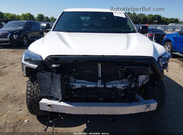 5TFKB5DB4SX262755 2025 TOYOTA TUNDRA White Դիմացի տեսք