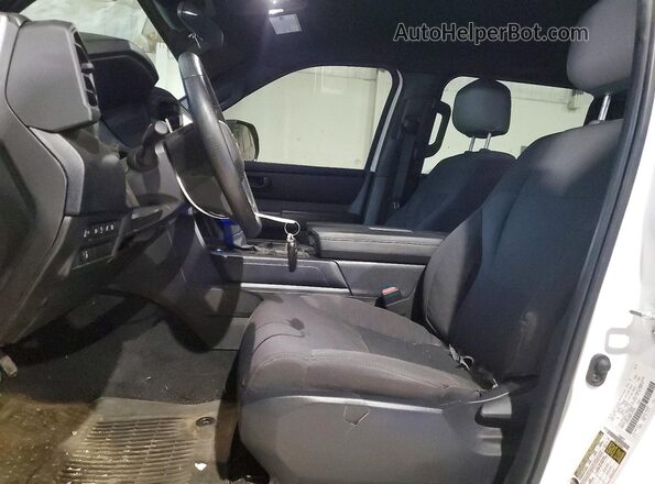 5TFKB5DB5TX339439 2026 TOYOTA TUNDRA White Front interior view