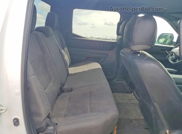 5TFKB5DB9SX250455 2025 TOYOTA TUNDRA White Հետևի նստատեղերի տեսք