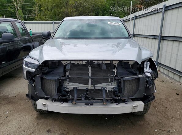 5TFLA5AB2RX030063 2024 TOYOTA TUNDRA Silver Դիմացի տեսք