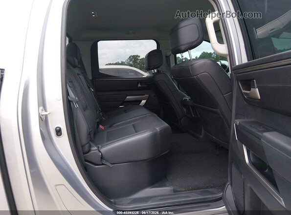 5TFLA5AB7PX026183 2023 TOYOTA TUNDRA Silver Vista de la etiqueta del VIN