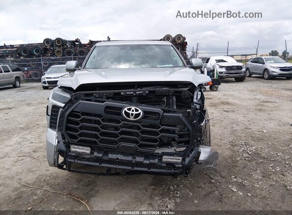 5TFLA5AB7PX026183 2023 TOYOTA TUNDRA Silver Vista interior trasera