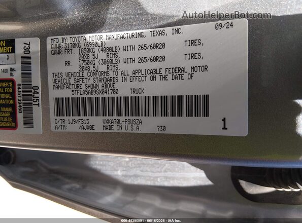 5TFLA5AB9SX041700 2025 TOYOTA TUNDRA Серебряный Вид подкапотного пространства