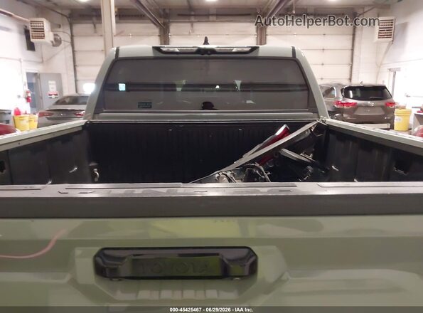 5TFLA5DB0NX033615 2022 TOYOTA TUNDRA Зеленый 