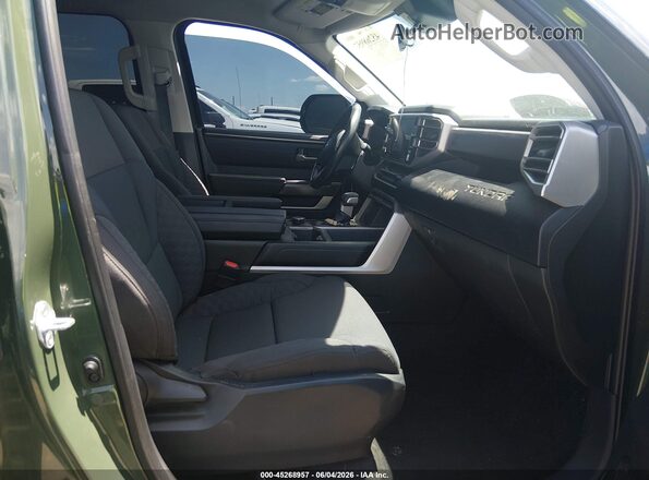 5TFLA5DB5NX042441 2022 TOYOTA TUNDRA Зеленый Вид салона спереди