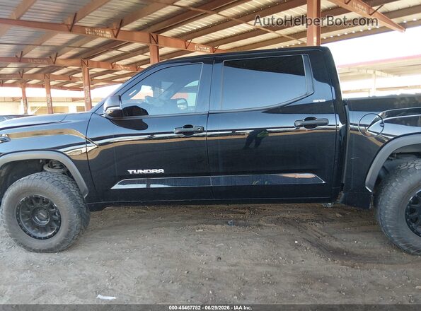 5TFLA5DB5RX210875 2024 TOYOTA TUNDRA Черный Вид задней части салона
