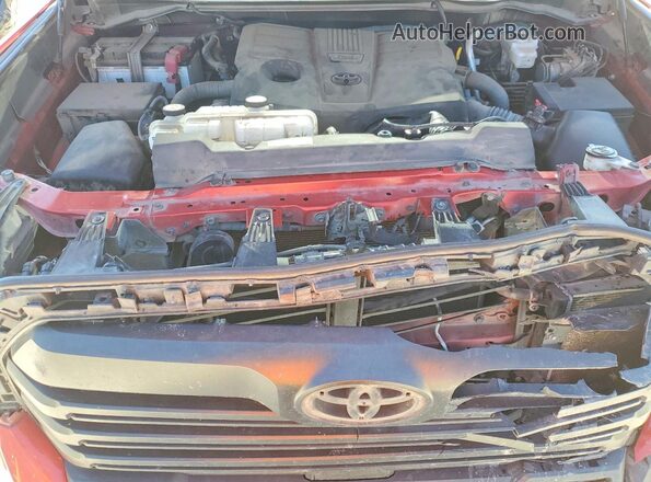5TFLA5DB9NX048467 2022 TOYOTA TUNDRA Red Widok wnętrza z tyłu