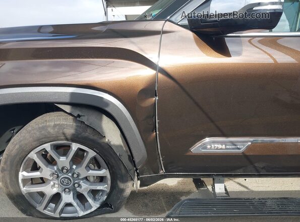 5TFMA5AB9NX011105 2022 TOYOTA TUNDRA Коричневый 