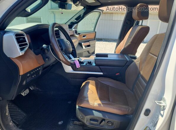 5TFMA5DB5SX247516 2025 TOYOTA TUNDRA White Front interior view