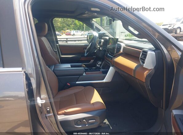 5TFMC5DB6SX113656 2025 TOYOTA TUNDRA HYBRID Gray Front interior view