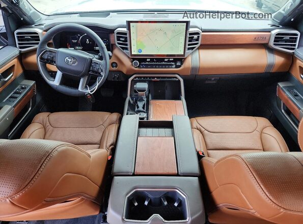 5TFMC5DBXTX131241 2026 TOYOTA TUNDRA Silver 
