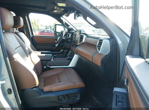 5TFMC5EC3RX008073 2024 TOYOTA TUNDRA HYBRID Gray წინა სალონის ხედი