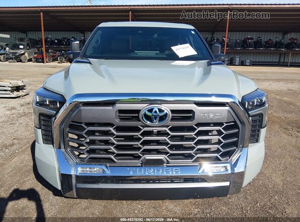 5TFMC5EC3RX008073 2024 TOYOTA TUNDRA HYBRID Gray ხელსაწყოთა პანელის ხედი
