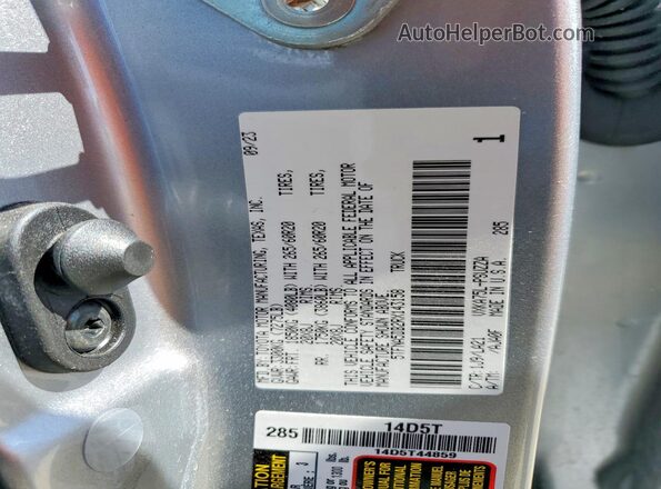 5TFNA5DB2RX143158 2024 TOYOTA TUNDRA Silver Engine compartment view