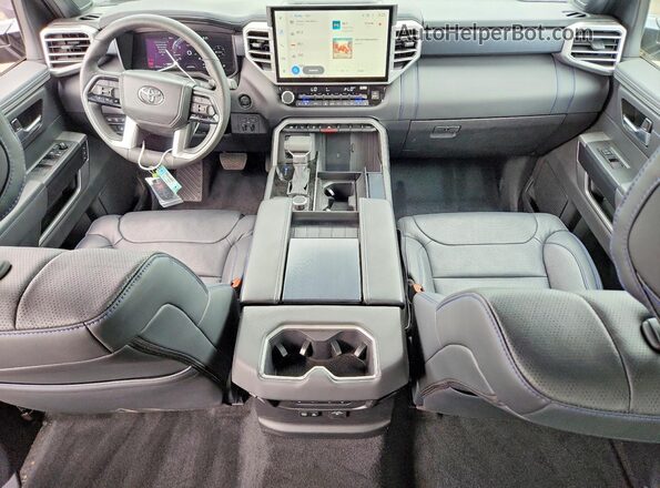 5TFNA5EC0SX042598 2025 TOYOTA TUNDRA Gray Widok deski rozdzielczej