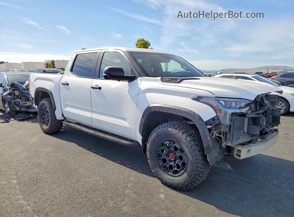 5TFPC5DBXTX127736 2026 TOYOTA TUNDRA White Front right