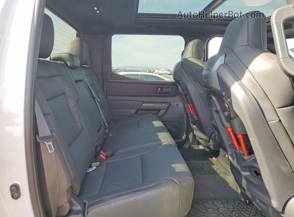 5TFPC5DBXTX127736 2026 TOYOTA TUNDRA White Rear seats view
