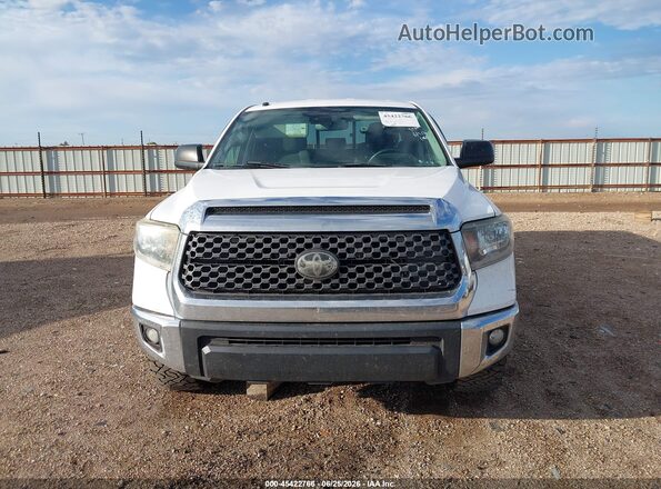 5TFRM5F16KX136197 2019 TOYOTA TUNDRA White Սարքավորումների վահանակի տեսք