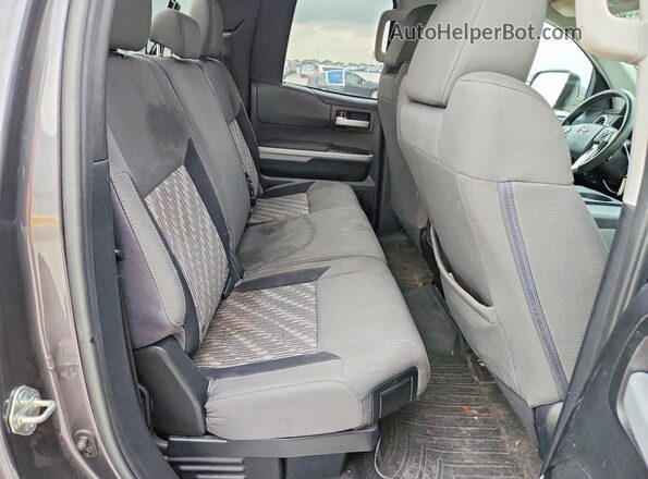 5TFRM5F18JX123370 2018 TOYOTA TUNDRA Gray Հետևի նստատեղերի տեսք