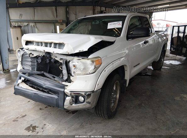5TFRM5F1XGX106997 2016 TOYOTA TUNDRA Белый 