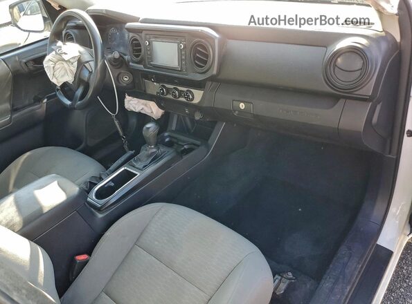 5TFRX5GN3HX092290 2017 TOYOTA TACOMA White Vista del salpicadero