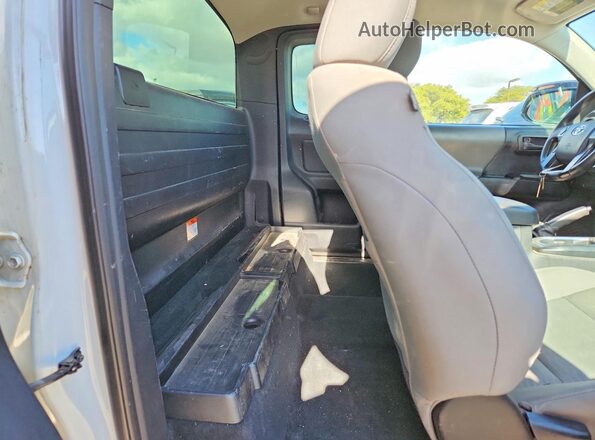 5TFRX5GN7GX065396 2016 TOYOTA TACOMA Белый Вид задних сидений