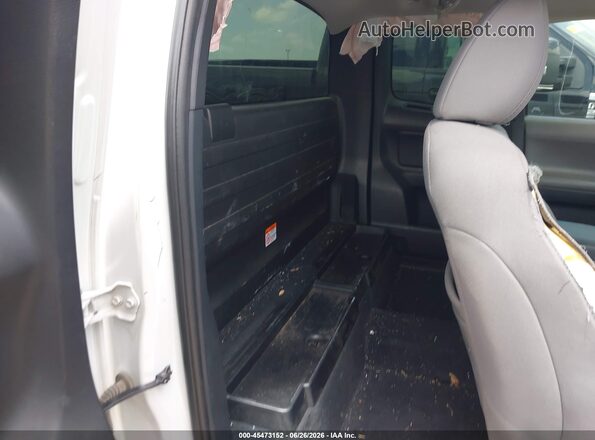 5TFRX5GN7JX108352 2018 TOYOTA TACOMA White Вид наклейки з VIN-кодом