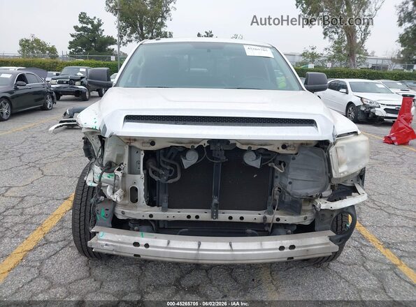 5TFRY5F12GX205107 2016 TOYOTA TUNDRA Белый Вид задней части салона
