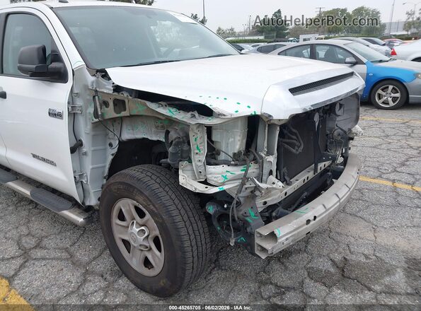 5TFRY5F12GX205107 2016 TOYOTA TUNDRA Белый Вид спереди
