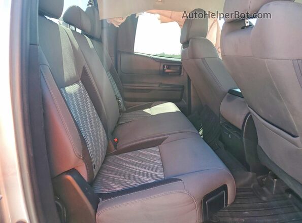5TFRY5F18MX294418 2021 TOYOTA TUNDRA Серебряный Вид задних сидений