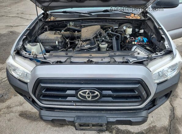5TFSX5EN3LX071775 2020 TOYOTA TACOMA Silver Սալոնի հետևի տեսք