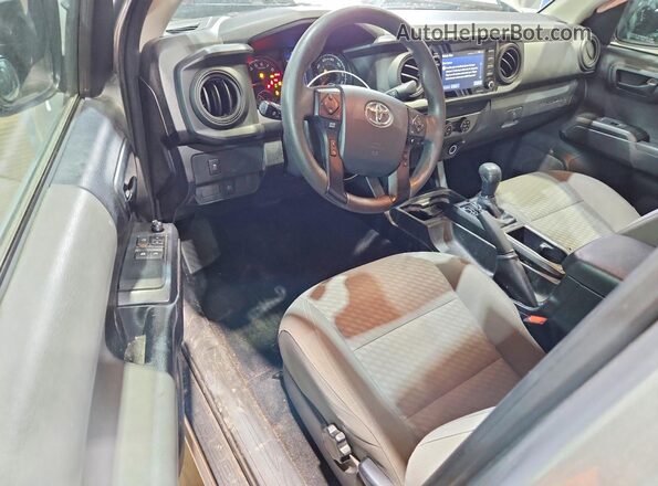 5TFSX5EN3LX071775 2020 TOYOTA TACOMA Silver Առջևի վահանակի տեսք