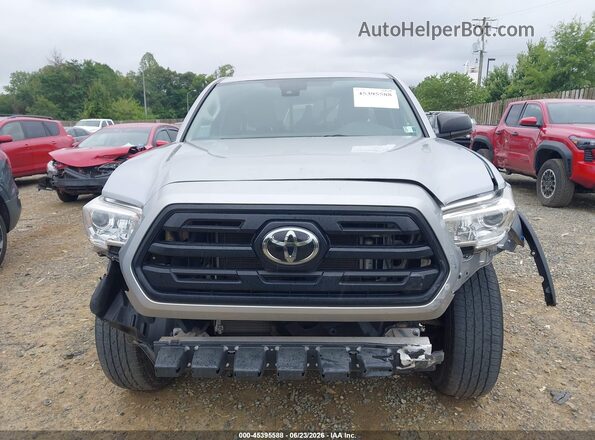 5TFSX5EN6KX068173 2019 TOYOTA TACOMA Silver Rear interior view